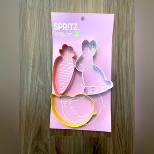 Spritz Cookie Cutters Set - Pink, Yellow, White-NWT